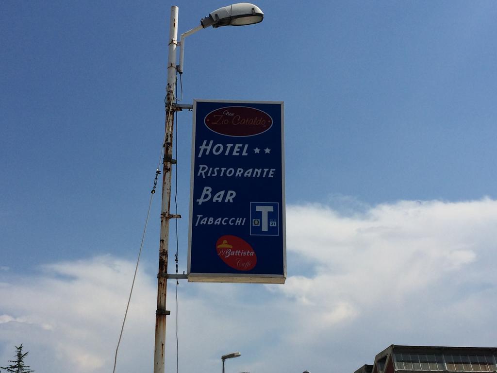 Hotel Zio Cataldo Corato Buitenkant foto