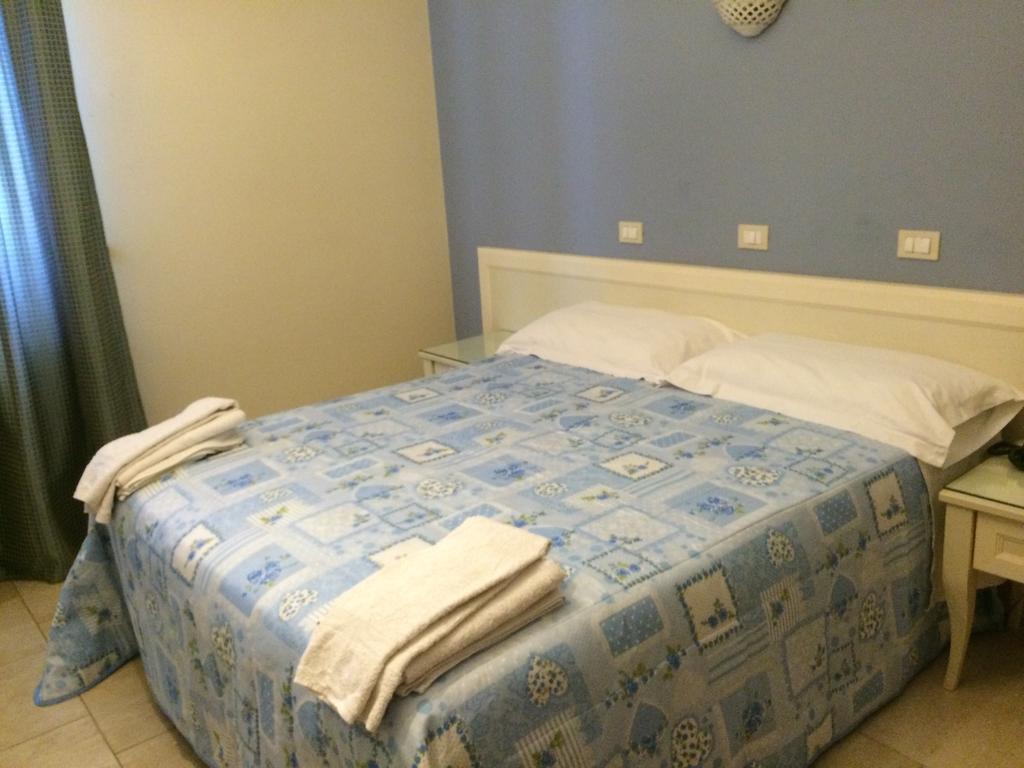 Hotel Zio Cataldo Corato Buitenkant foto