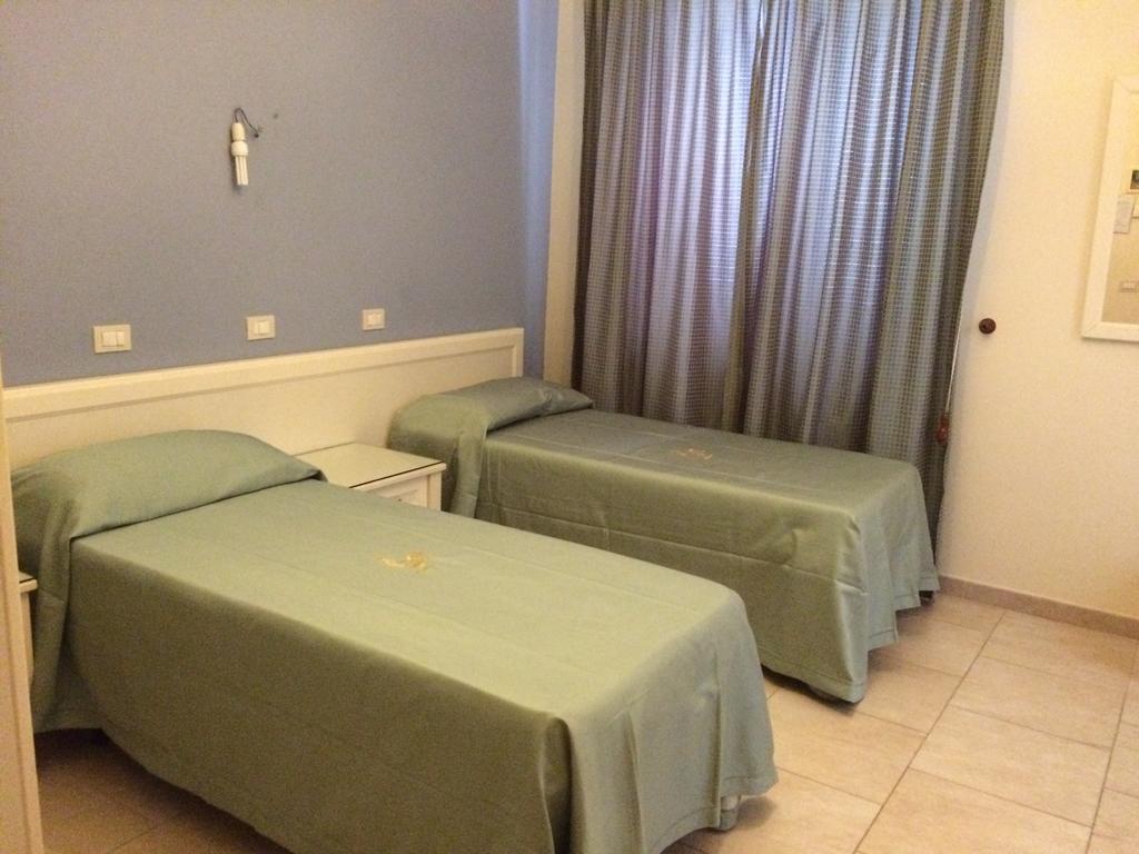 Hotel Zio Cataldo Corato Buitenkant foto
