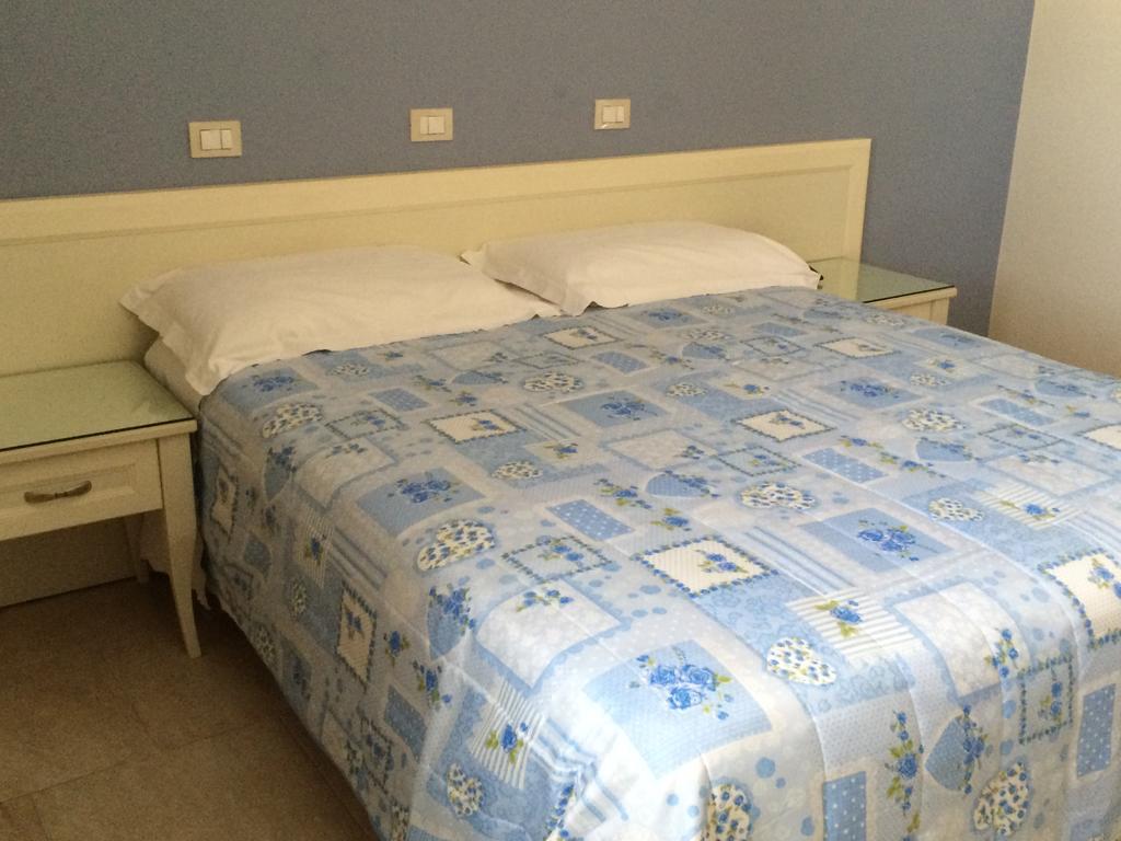 Hotel Zio Cataldo Corato Buitenkant foto
